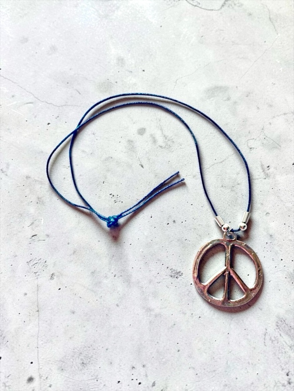 Source Unknown Silver Peace Pendant Necklace